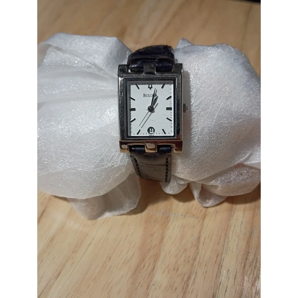 Bulova Tank Watch Womens Silver Tone w/Date 96M19 Replaced Battery Leather Band